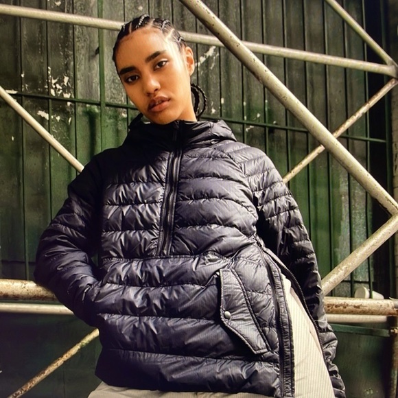 🆕CANADA GOOSE Cornelia Lite Jacket Hybridge Pullover Black Label - Picture 2 of 16